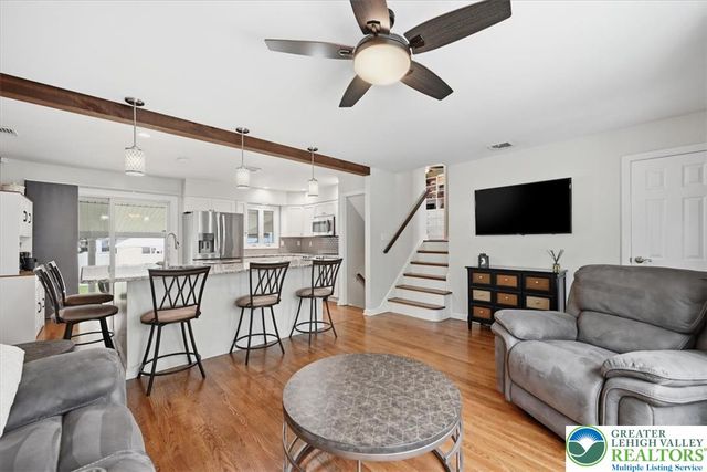 1928 Woodbury Road, Bethlehem City, PA 18017