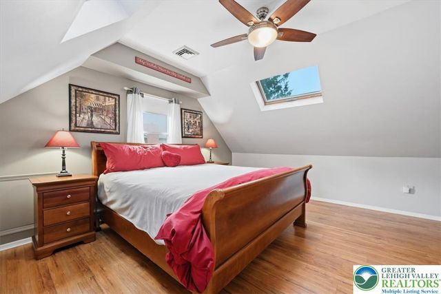 1928 Woodbury Road, Bethlehem City, PA 18017