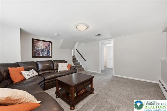 1928 Woodbury Road, Bethlehem City, PA 18017
