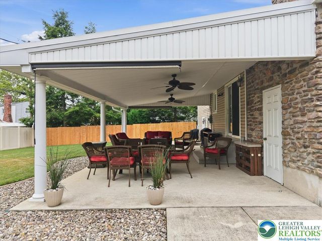 1928 Woodbury Road, Bethlehem City, PA 18017