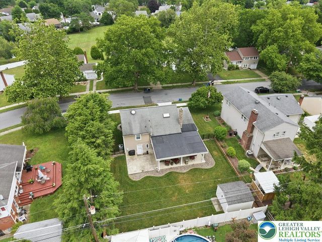 1928 Woodbury Road, Bethlehem City, PA 18017
