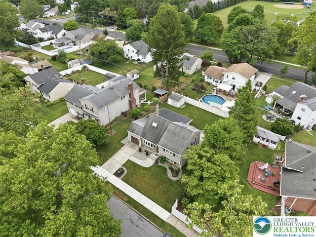 1928 Woodbury Road, Bethlehem City, PA 18017