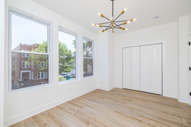 544 N Lawndale Avenue, Chicago, IL 60624