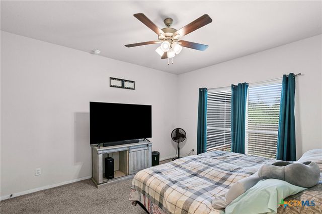 424 Oxford Lane, Troy, TX 76579