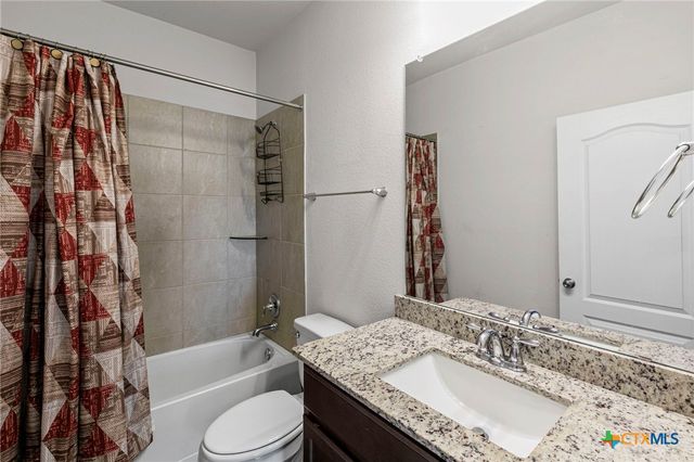 424 Oxford Lane, Troy, TX 76579