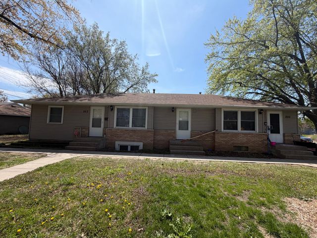 257 18th Avenue N, Hopkins, MN 55343
