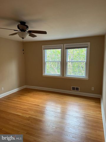 6018 EDMONDSON AVE, Catonsville, MD 21228