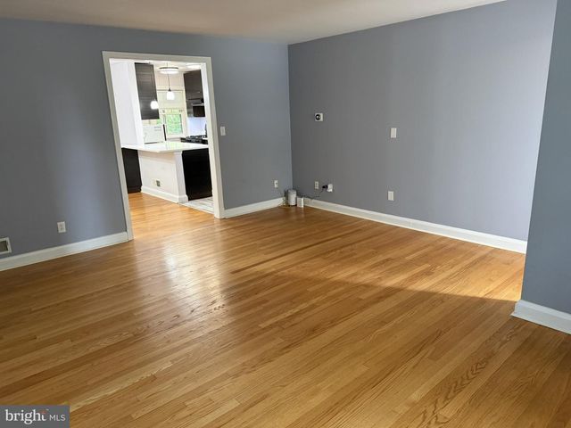 6018 EDMONDSON AVE, Catonsville, MD 21228