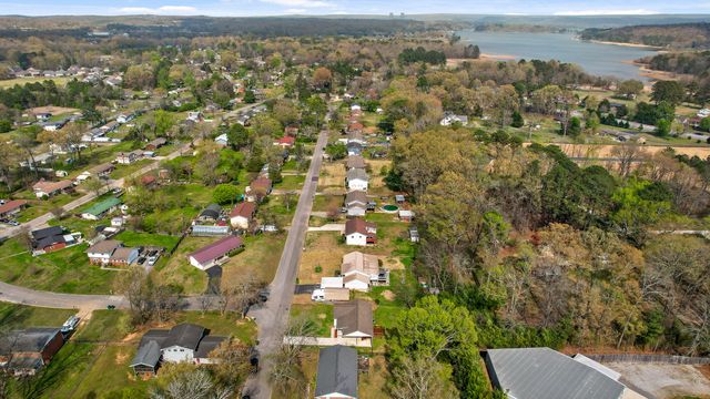 124 Headlyn Drive, Hixson, TN 37343