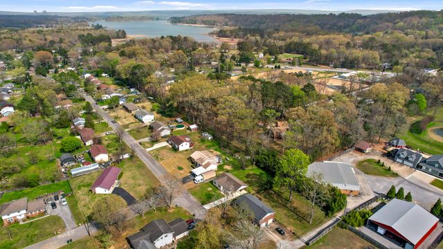 124 Headlyn Drive, Hixson, TN 37343