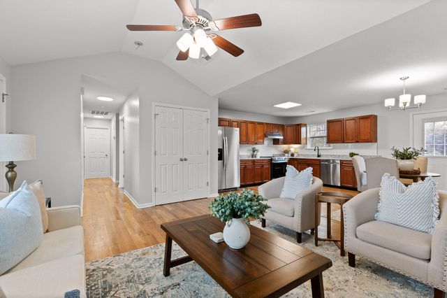 124 Headlyn Drive, Hixson, TN 37343