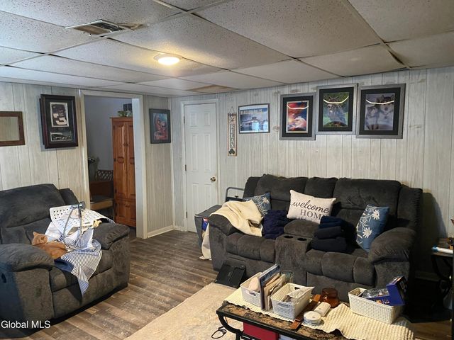 48 Prospect Avenue, Gloversville, NY 12078