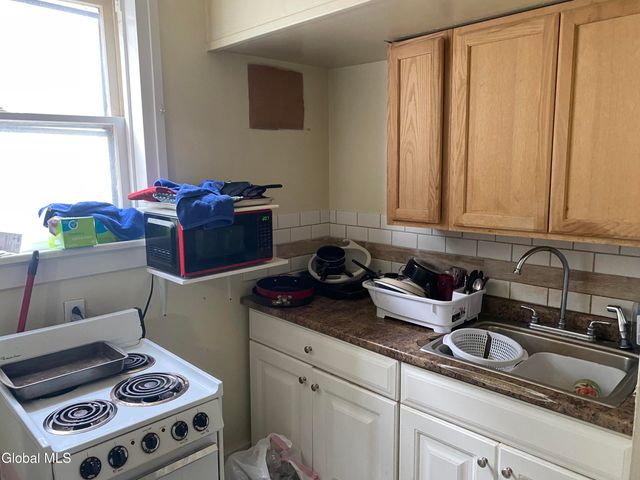 48 Prospect Avenue, Gloversville, NY 12078