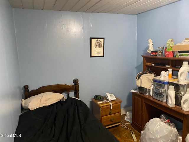 48 Prospect Avenue, Gloversville, NY 12078