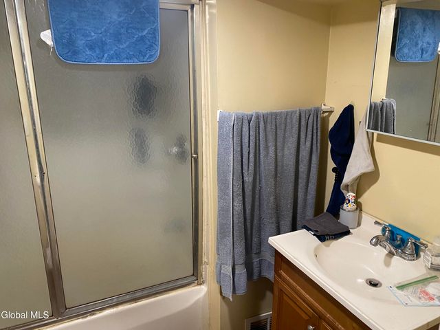 48 Prospect Avenue, Gloversville, NY 12078