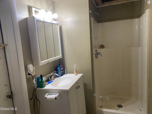 48 Prospect Avenue, Gloversville, NY 12078