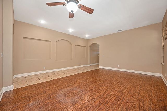 1340 El Camino Verde Dr, Lincoln, CA 95648
