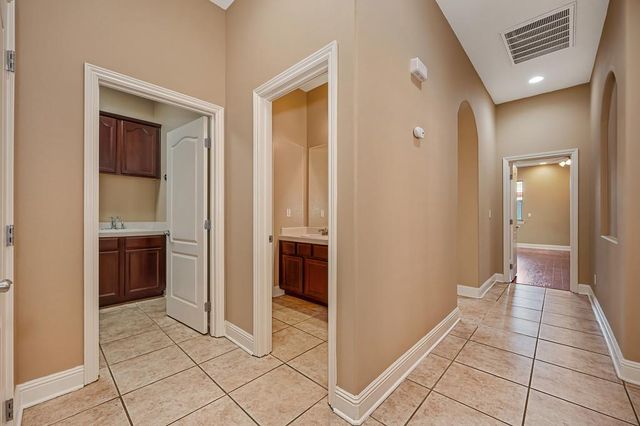 1340 El Camino Verde Dr, Lincoln, CA 95648
