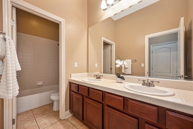 1340 El Camino Verde Dr, Lincoln, CA 95648