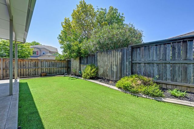 1340 El Camino Verde Dr, Lincoln, CA 95648