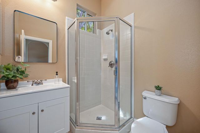 1340 El Camino Verde Dr, Lincoln, CA 95648