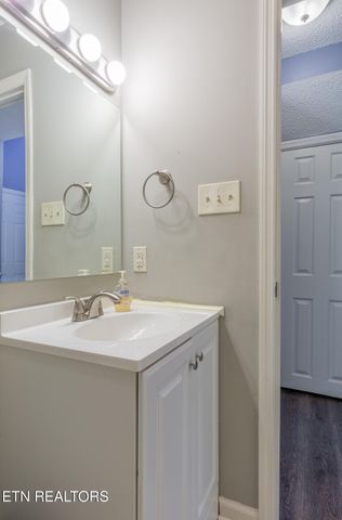 1307 Mountain Meadows Way, Sevierville, TN 37862