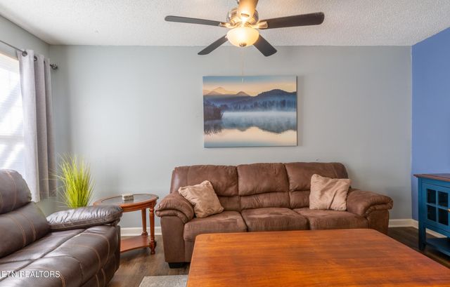 1307 Mountain Meadows Way, Sevierville, TN 37862