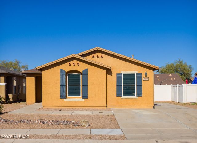 8296 W Redshank Drive, Tucson, AZ 85757