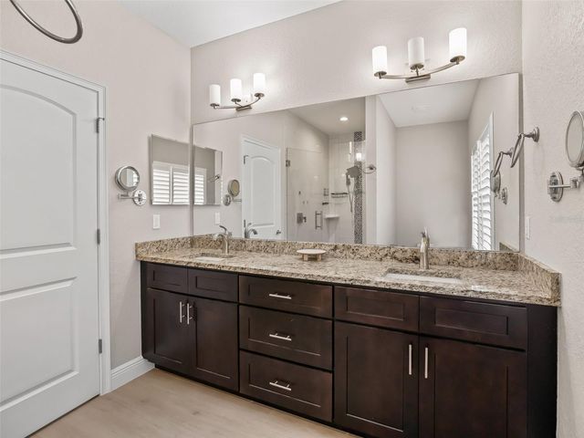 12560 NE 49TH DRIVE, Oxford, FL 34484