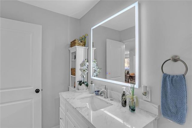 1211 Wingate Way, Atlanta, GA 30350