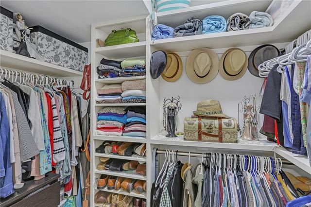 1211 Wingate Way, Atlanta, GA 30350