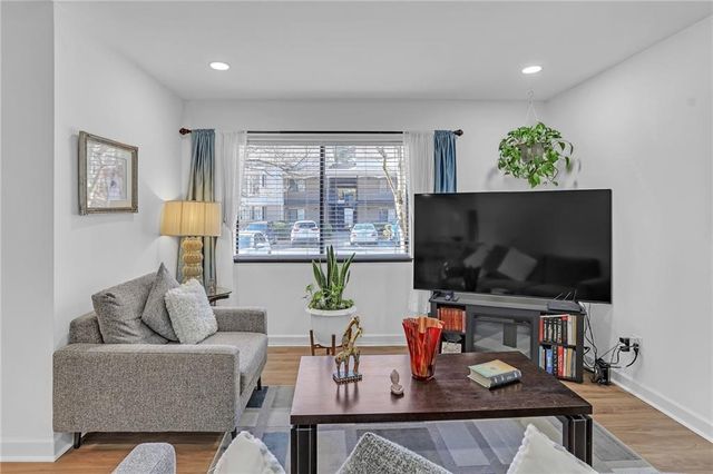 1211 Wingate Way, Atlanta, GA 30350