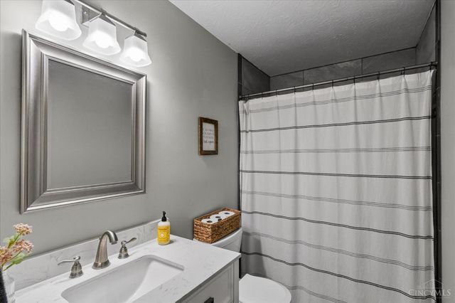 5879 Farmers Road, Clark Twp, OH 45146