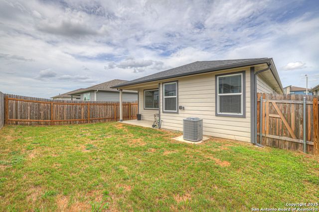 1312 Plymouth, San Marcos, TX 78666