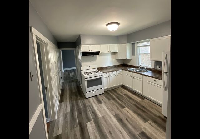 314 E Lincoln Avenue, La Grange, IL 60525