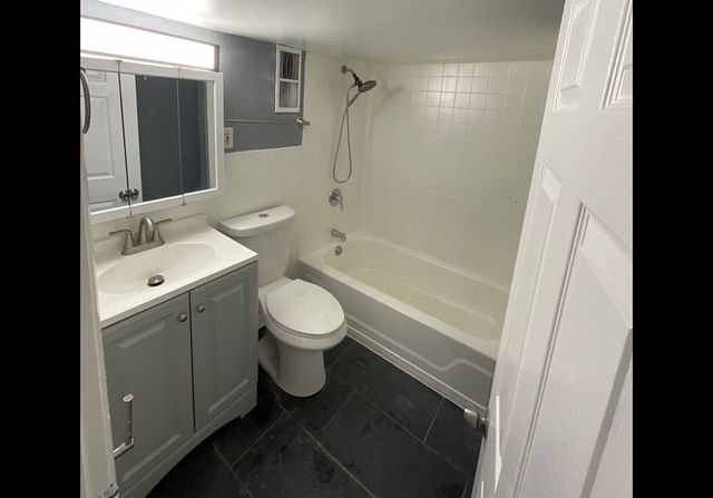 314 E Lincoln Avenue, La Grange, IL 60525