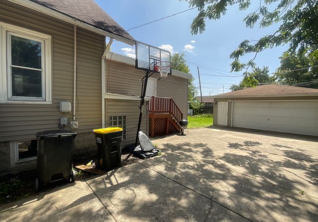 314 E Lincoln Avenue, La Grange, IL 60525
