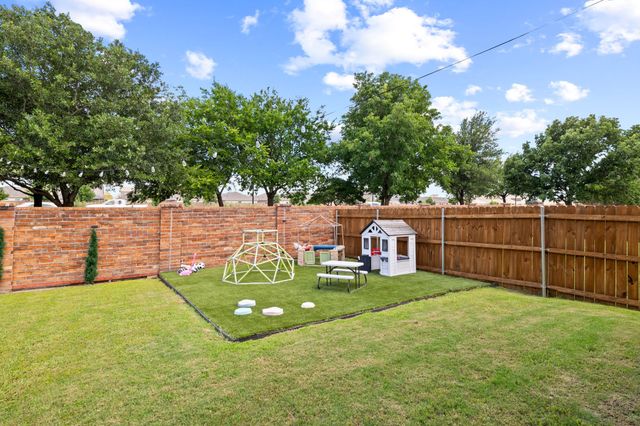 1032 Edgefield Lane, Forney, TX 75126