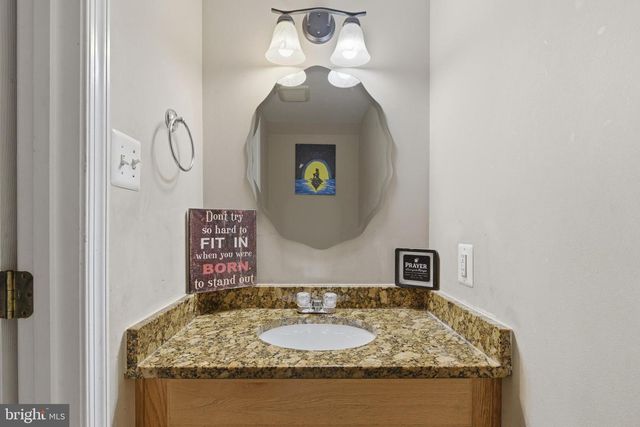 4044 BLUEBIRD DR, Waldorf, MD 20603