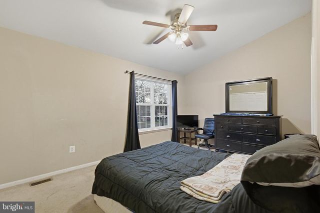 4044 BLUEBIRD DR, Waldorf, MD 20603