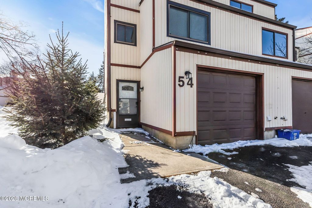 54 Ellen Heath Drive 54, Matawan, NJ 07747