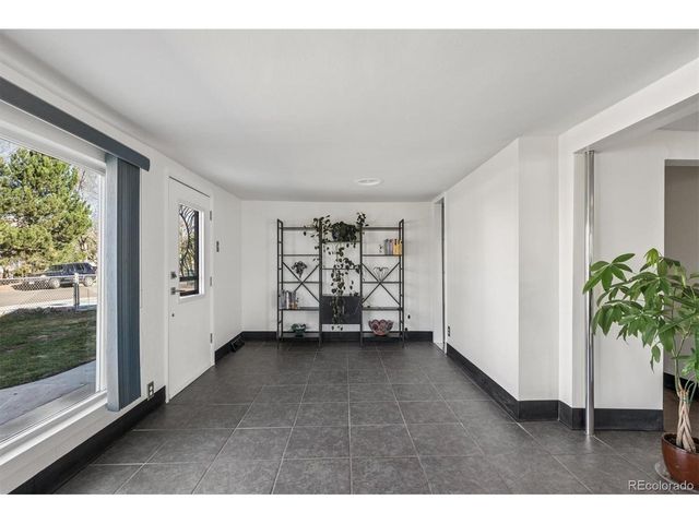 20 Gray St, Lakewood, CO 80226