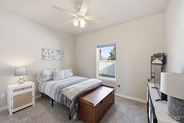 3706 S Greenbrier, Nampa, ID 83686