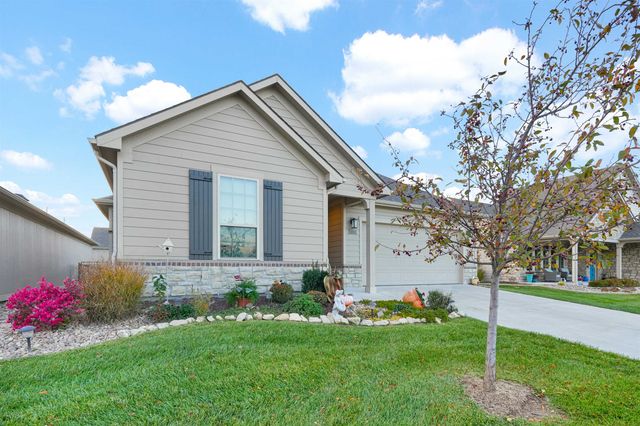 4965 N Indian Oak St, Bel Aire, KS 67226