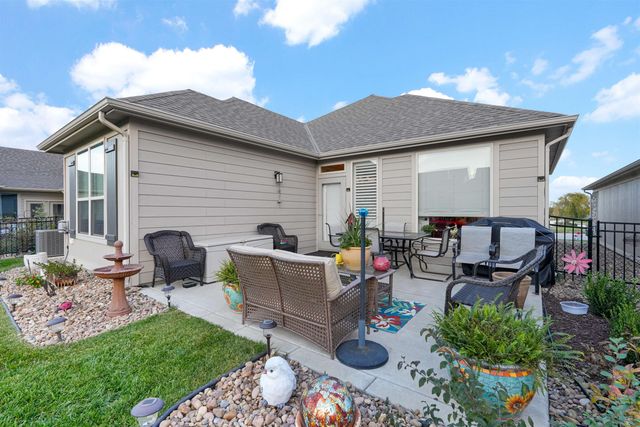 4965 N Indian Oak St, Bel Aire, KS 67226