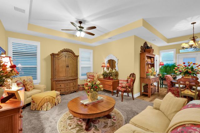 4965 N Indian Oak St, Bel Aire, KS 67226