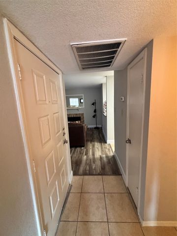 4748 Old Bent Tree Lane 301, Dallas, TX 75287