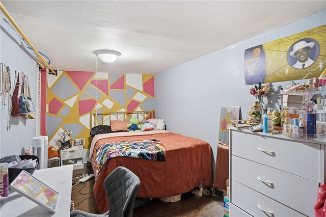 132 Roger Williams Avenue, Providence, RI 02907