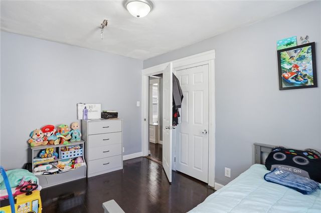 132 Roger Williams Avenue, Providence, RI 02907