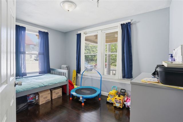 132 Roger Williams Avenue, Providence, RI 02907